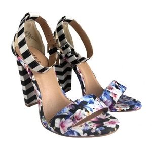 NEW TORRID PRINT HEEL SZ8